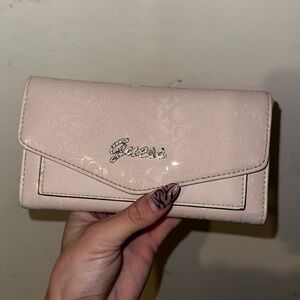 Guess wallet